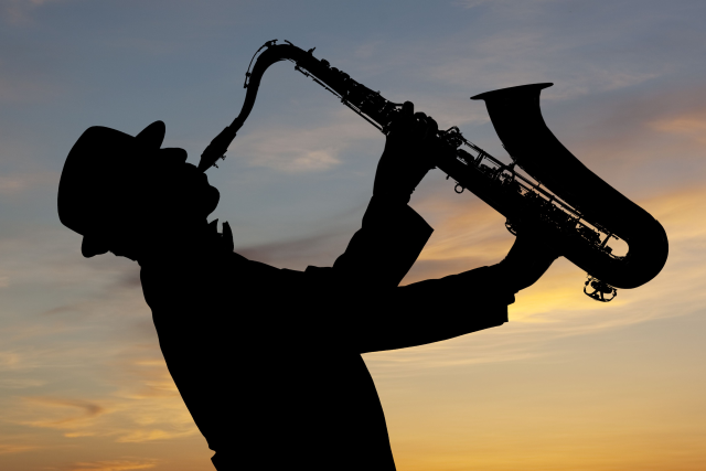 Concerto dei "rapsodia saxophone quartet" - 10 marzo alle ore 18:00 - salone comunale